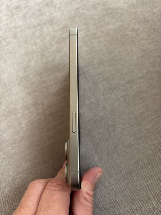 iPhone 15 pro max 512