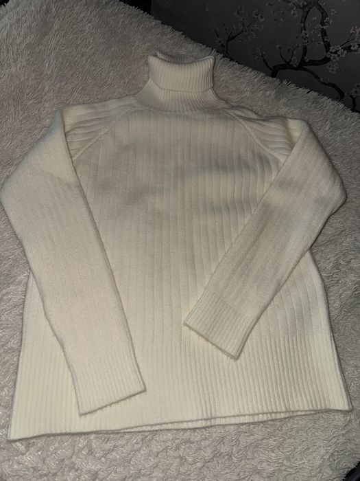 Белый Свитер с Temy