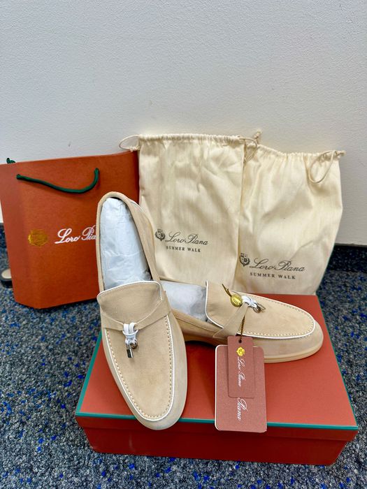 Loro Piana Summer Walk, бежови, нови