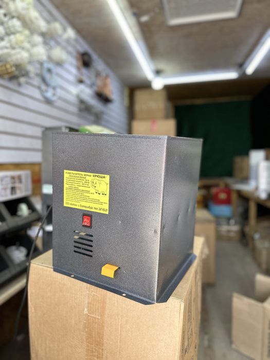 Зернодробилка Хрюша дробилка/Измельчитель зерна в Астане