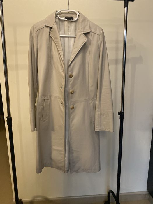 Елегантно кожено манто “Bruno Magli”