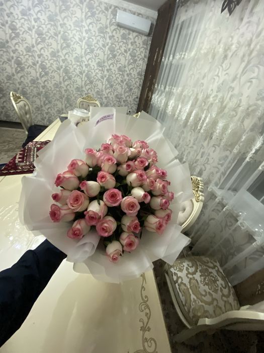 Свежие цветы.