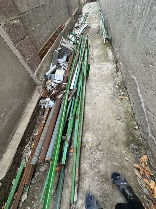 Продам угольники разные