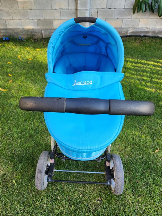 Детска количка с аксесоари