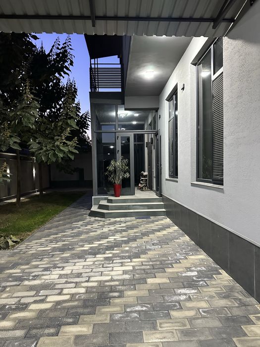 Дом (3.5 сотки 240m2 )Карасу нейрохирургия Humayun