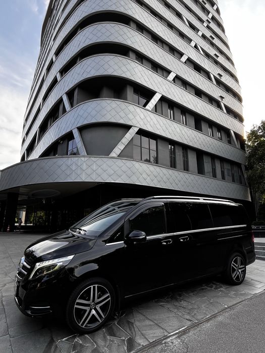 Трансфер с водителем минивэн Mercedes V class