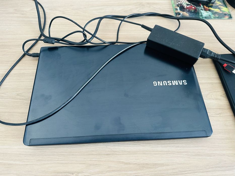 Продам ноутбук Samsung