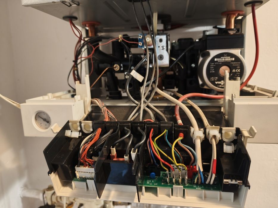 Centrala pe gaz Viessmann vitoped 100 in parametri normali de funcționare.