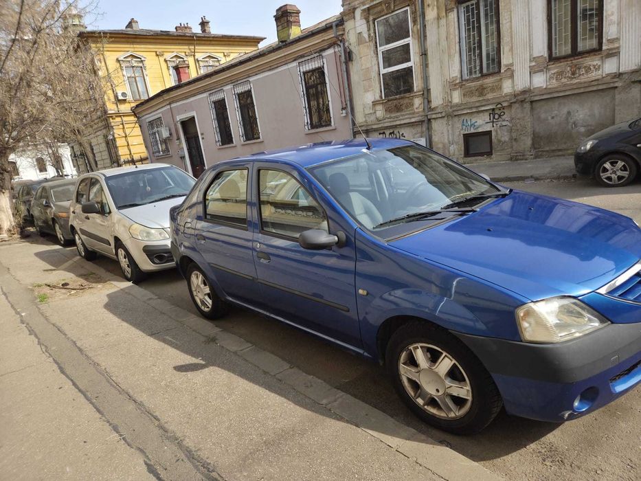Dacia Logan-albastru