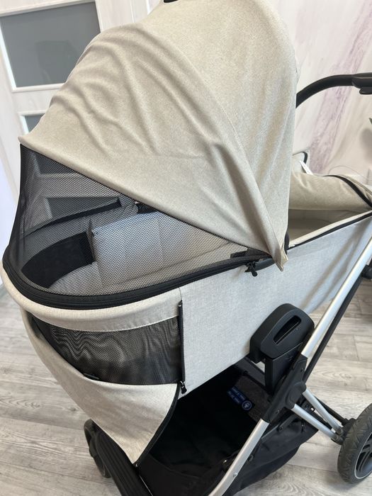 ГАРАНЦИЯ! Бебешка количка Hauck Vision X/кошче за кола Hauck iPro Baby