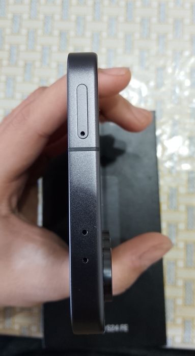 Samsung Galaxy S 24 FE