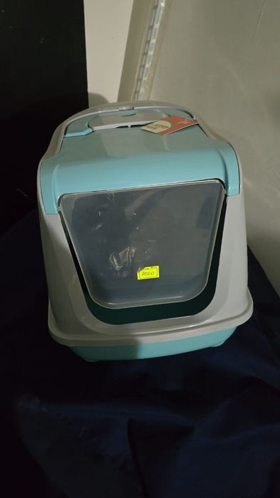 Зоотовары (для кошек, хомяков и  попугаев )