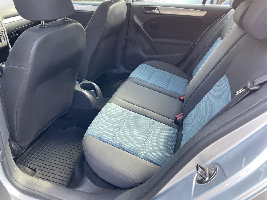 ‼️Volkswagen Golf Bluemontion an de fab 2012 cu motor de 1,6 tdi 90 cp‼️