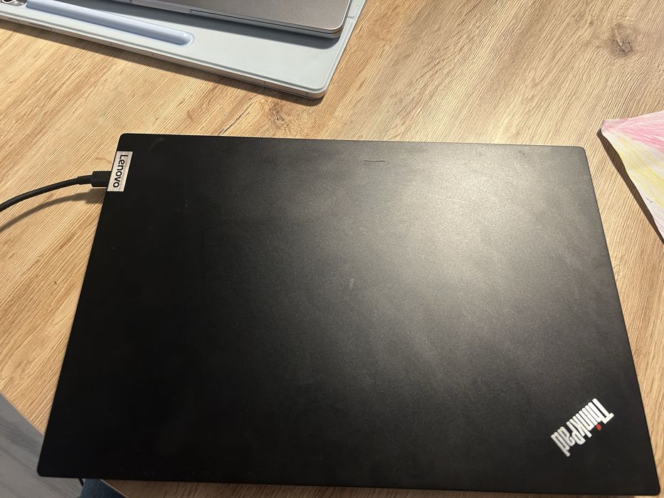 Laptop i5 Gen 11, 16GB RAM, SSD 512GB – stare foarte bună