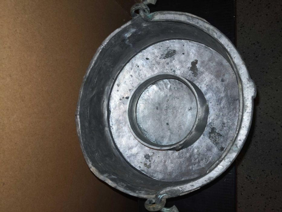 Продавам,Aвтентични, Възрожденски, Стари, Ръчно kовани,медни бакъри