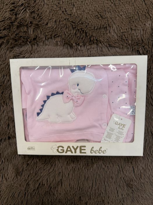 Комплект для девочки для новорожденной