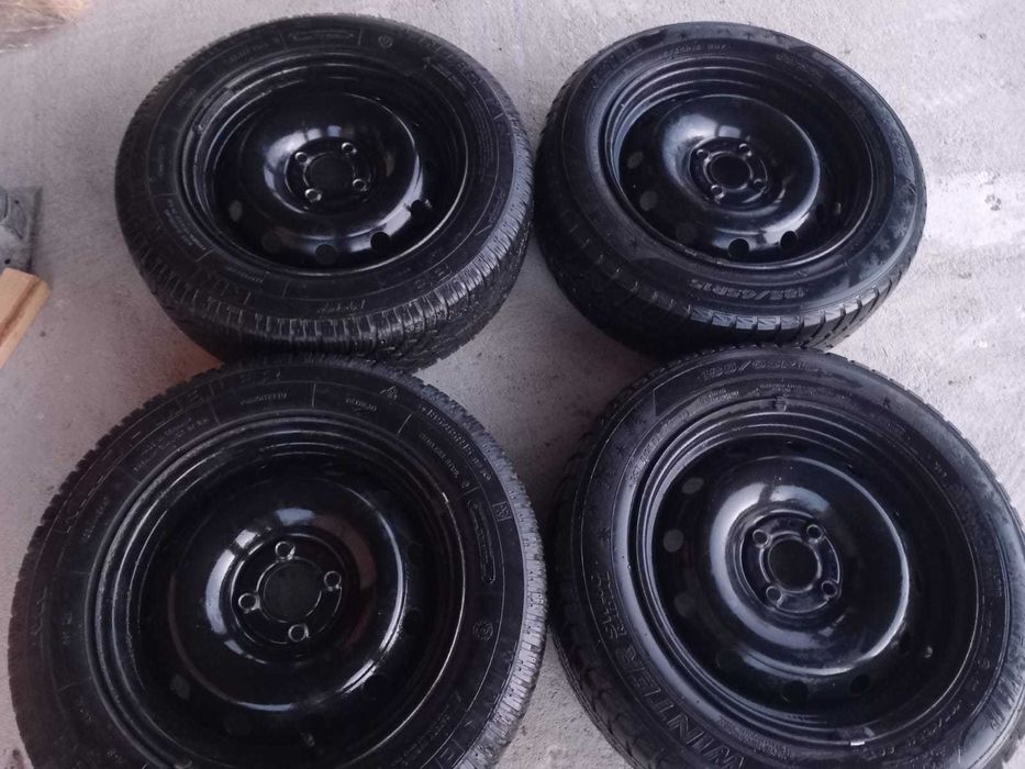 Jante 4x100  185/65 R15 cu anvelope de iarna