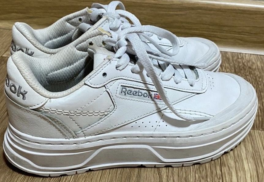 Кросовки reebok оригинальные 35