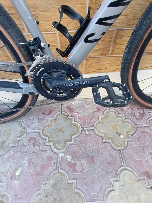 Canyon Grizl Gravel