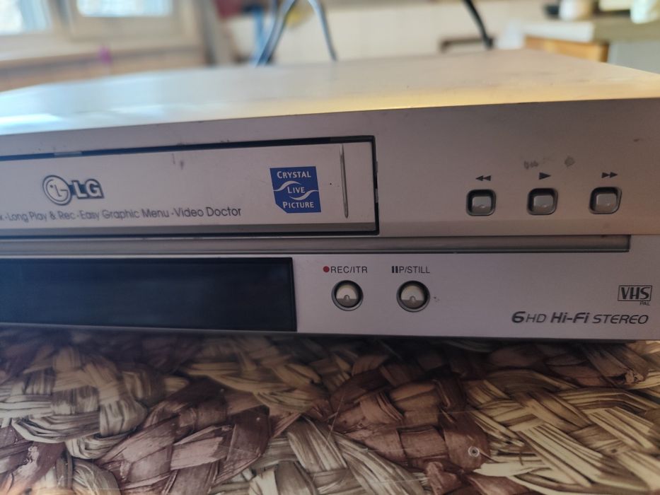 Vhs видео LG стерео