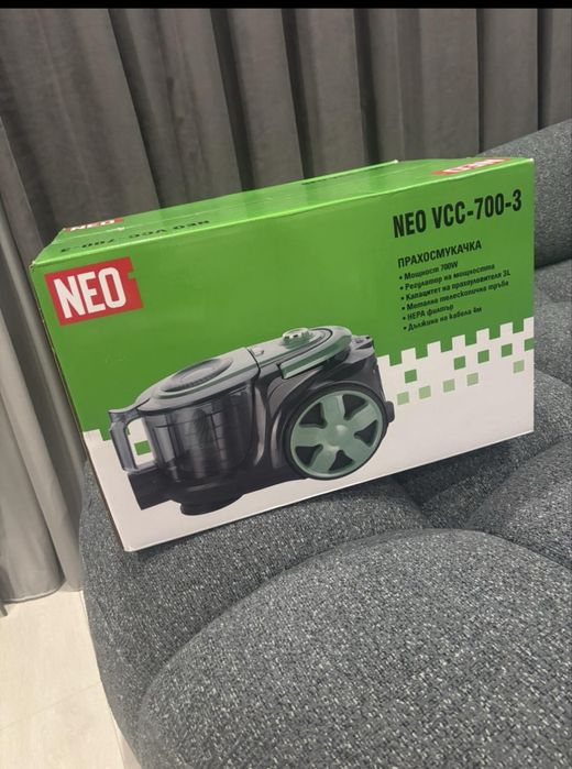 Прахосмукачка Neo