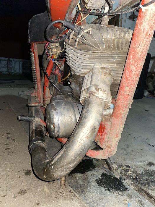 Продам иж планета 4