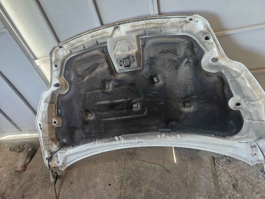 Capota față Ford Focus 2 Facelift culoare alba  an 2010