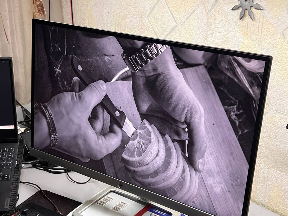 Продаю монитор..