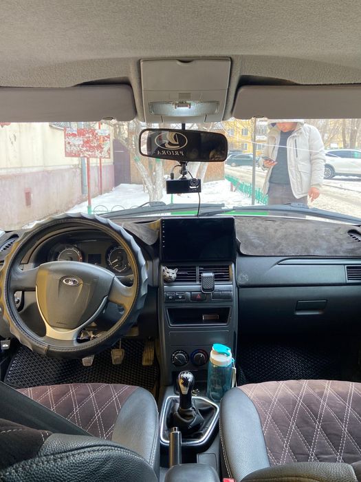 Продам приора 2.