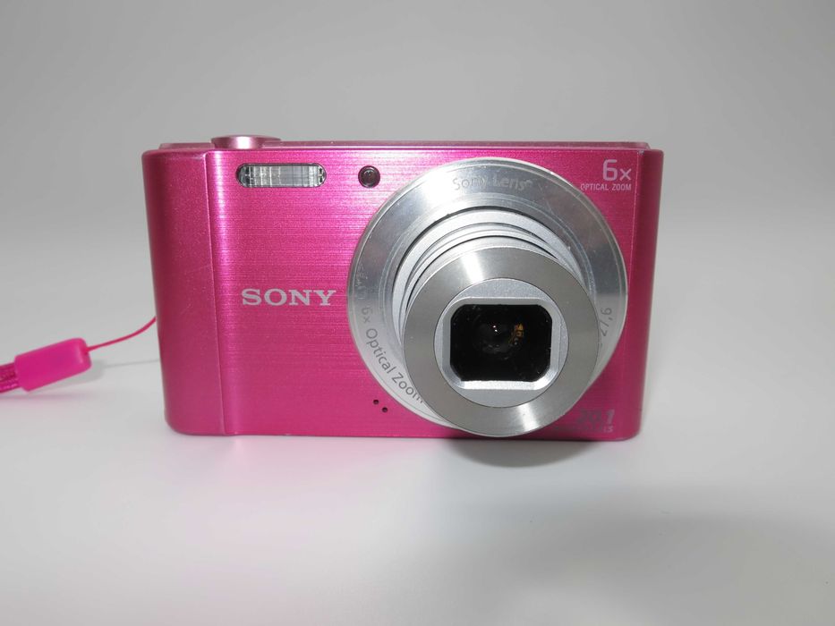 Sony Cyber-shot DSC-W810 ултра компактен цифрова фотоапарат, розова дигитална камера, 20 MP, 6x оптичен зум, отлично състояние