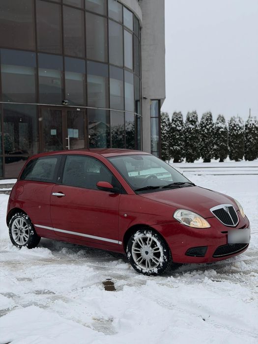 Lancia Ypsilon 1.3 Diesel  2009 | cutie automată ( cu mod manual )