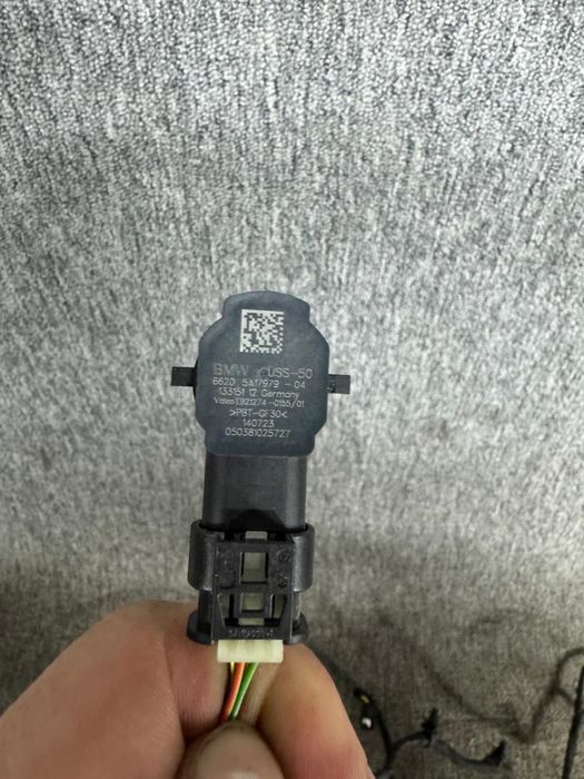 Instalatie senzori Bmw X6 g06 facelift senzor parcare USS-50