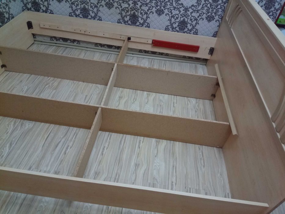 Каркас двухспальной кровати