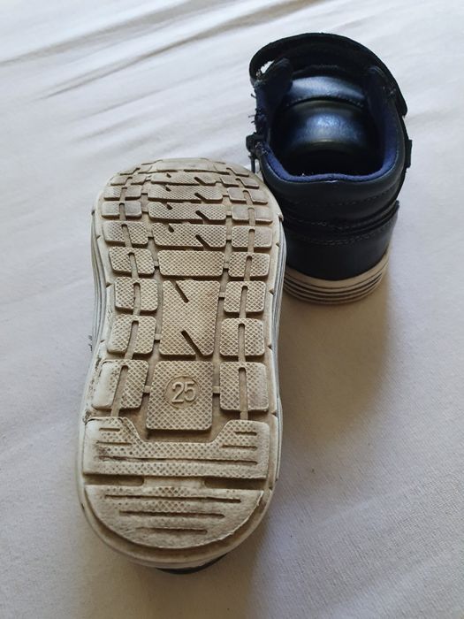 Детские утеплённые ботиночки