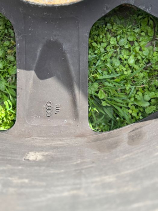 Продавам джанти за Ауди