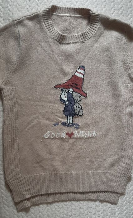 Pulover marimea L, purtat o data