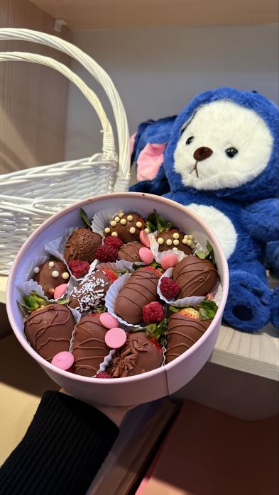 клубника в шоколаде