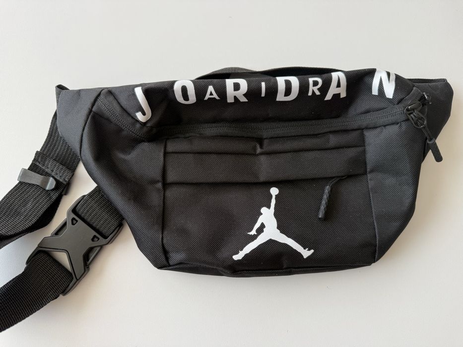 Чантичка Nike Jordan