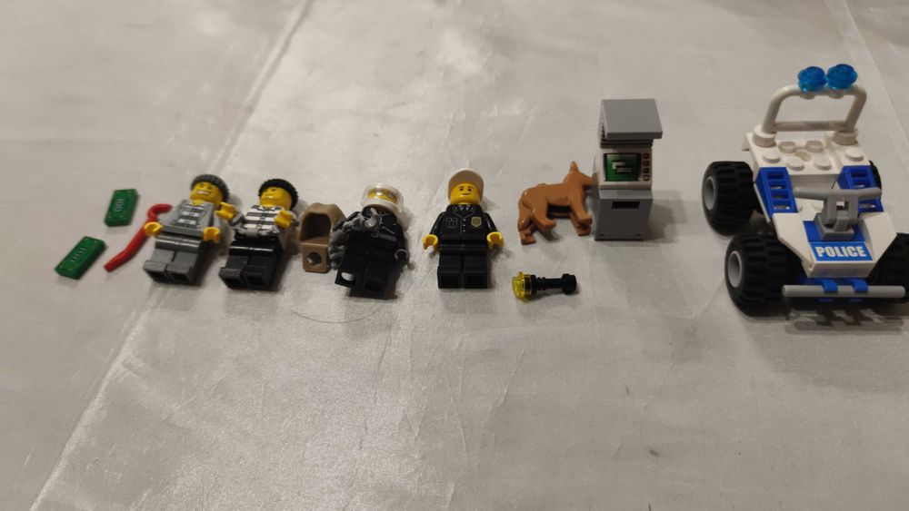 Продавам много Лего Град Сити Lego City част 2 Полицейски комплекти