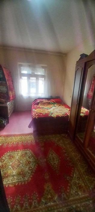 Uy sotiladi. 2 xonali