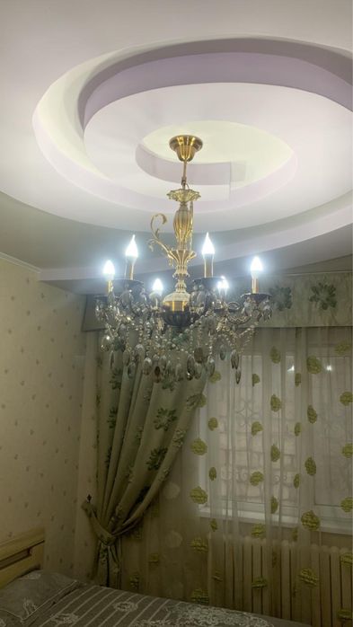 Үйге арналған әдемі люстра