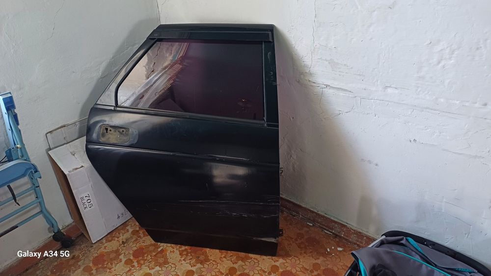 Продам дверь на приору
