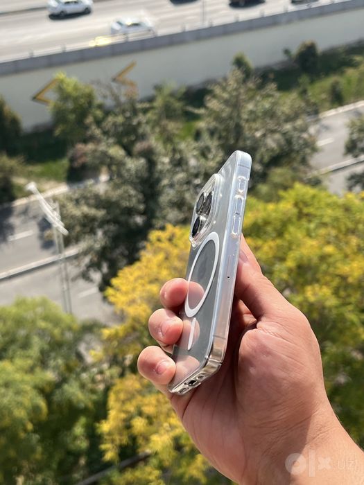 IPHONE 15 PRO sotiladi