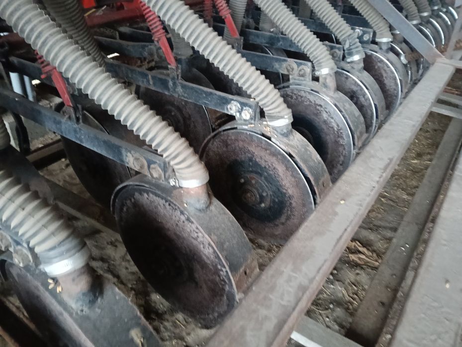 Semanatoare păioase pe discuri 3,5 metri