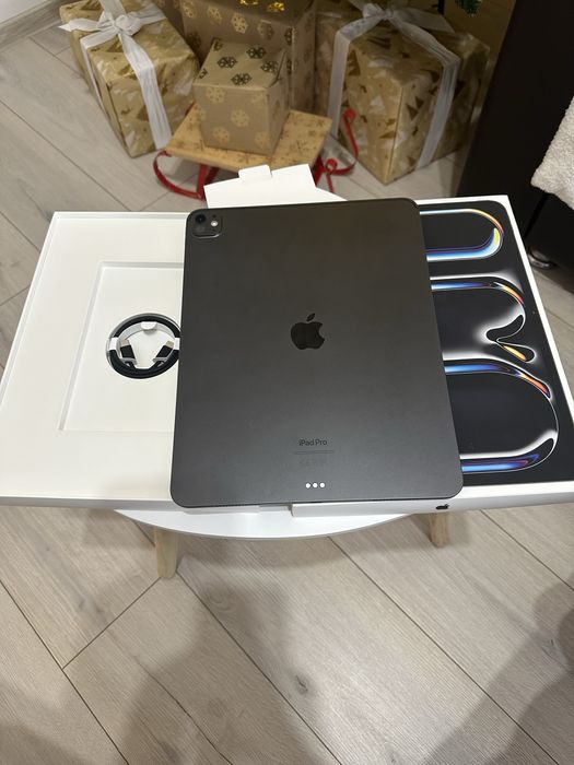 iPad Pro M4 13 inch | 256 gb Wi-Fi - ca nou