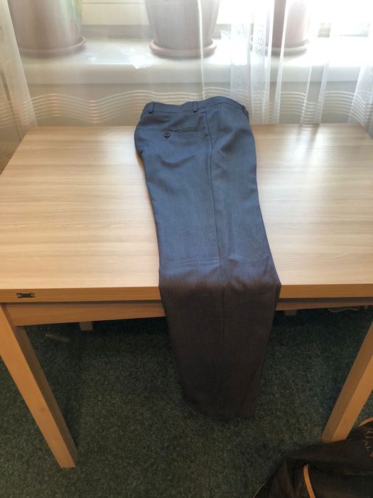 Продам мужской костюм