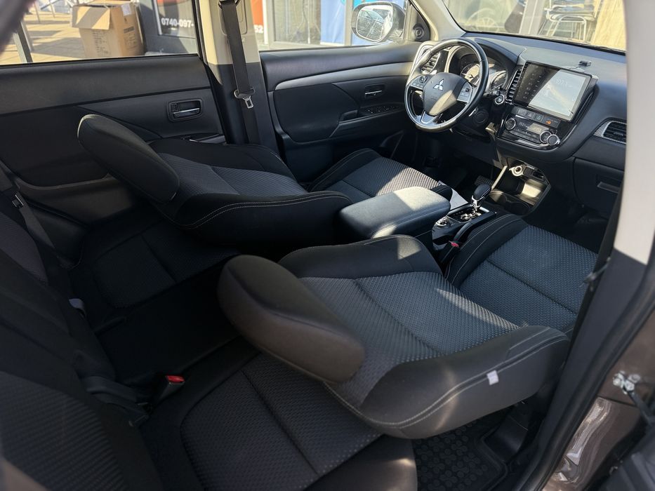 Mitsubishi Outlander/2015/Automat/7locuri/Rate fixe fara avans/Garantie