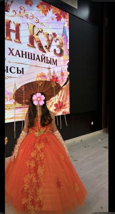 Платья для девочек на осенний балл