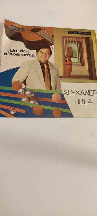 Vand colectie de discuri de vinil