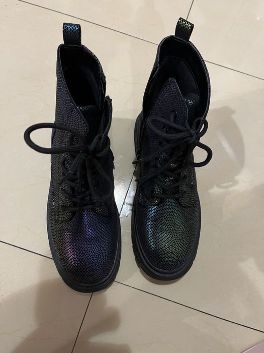 Ghete pentru copii marimea 37 DeeZee